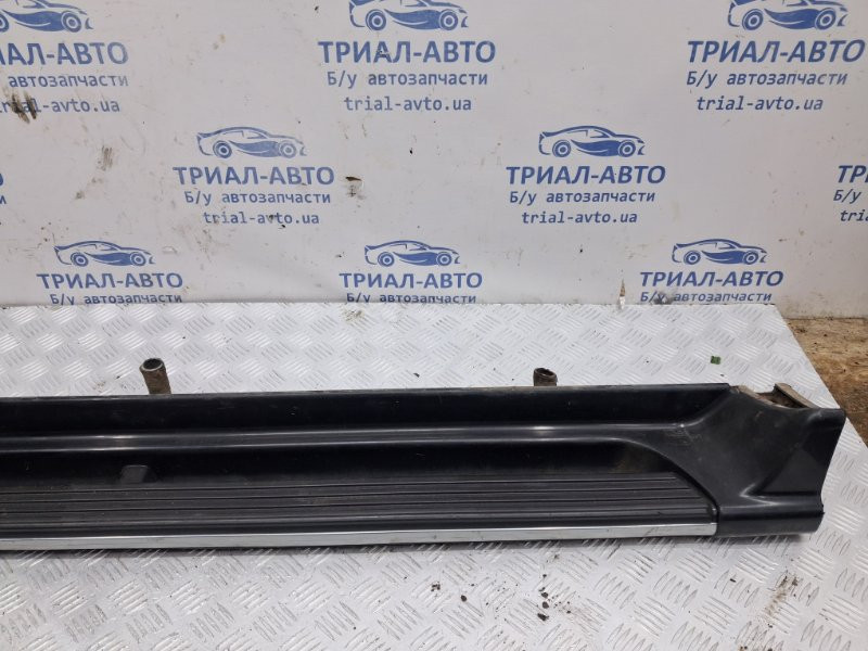 Подножка Mitsubishi Pajero Sport K9 3.0 БЕНЗИН 6G72 1996 лев. (б/у) Київ - зображення 3