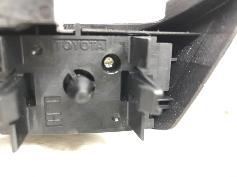 Кнопки руля Toyota RAV 4 A30 2.2 DIESEL 2ADFTV 2005 (б/у) Київ - зображення 4