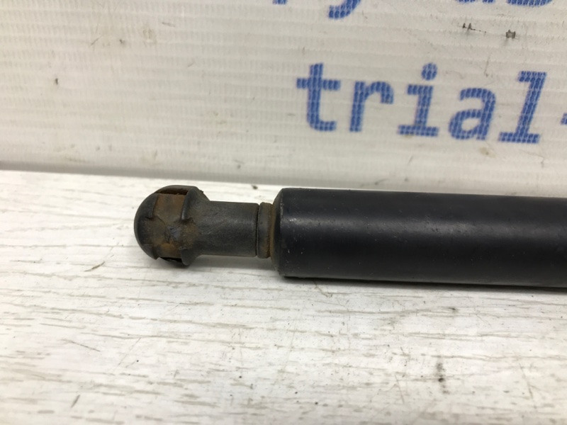 Амортизатор крышки багажника Toyota Avensis 2002-2010 6895049185 (Арт. 31249) Київ - зображення 3