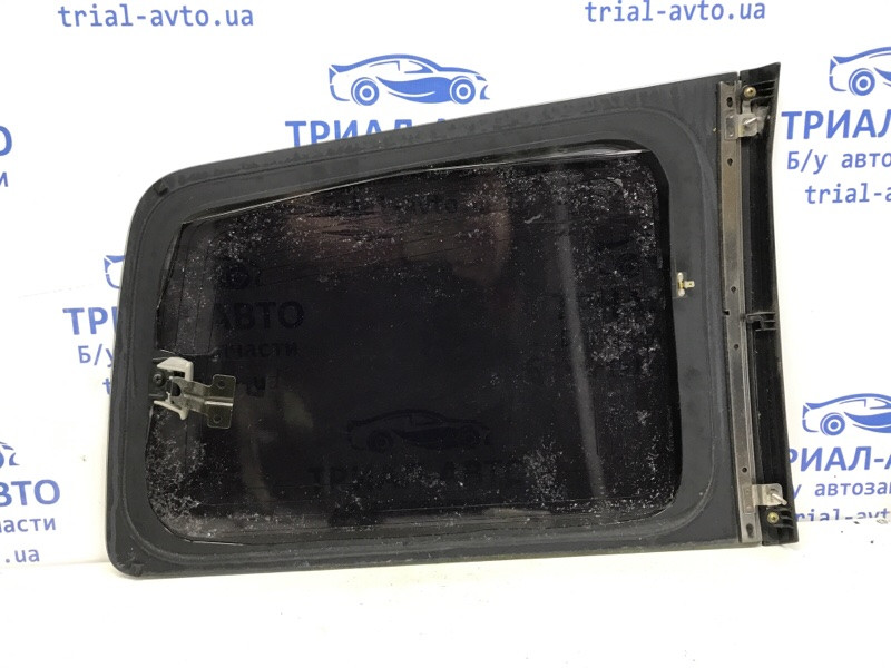 Стекло в кузов заднее левое Mitsubishi Pajero Wagon 3 3.2 ДИЗЕЛЬ 4M41 1999 (б/у) Киев - изображение 5