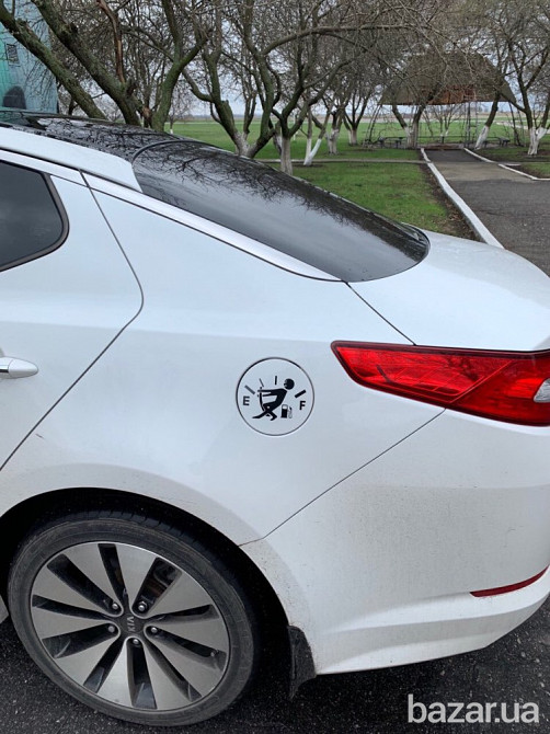 Наклейка на авто на крышку бака авто Белая светоотражающий эффект Борисполь - изображение 5