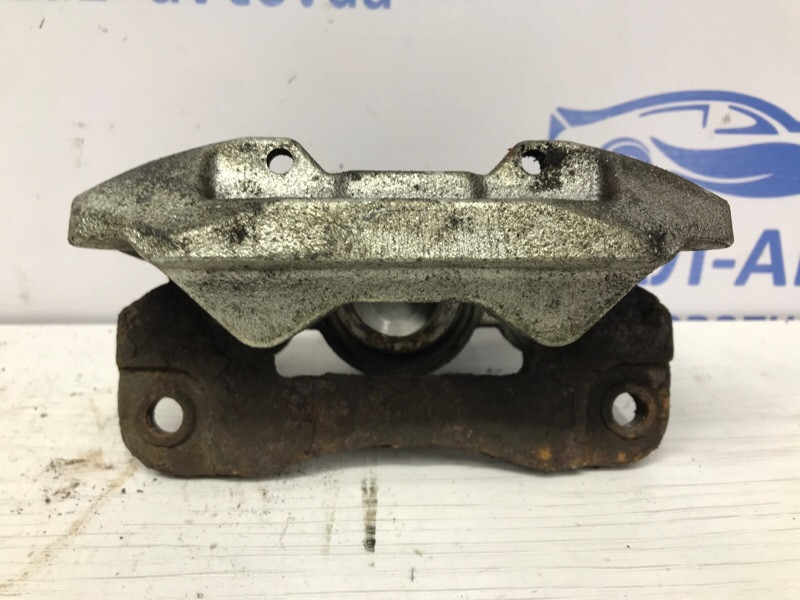 Суппорт задний правый Mitsubishi Pajero Sport K9 2.5 DIESEL 4D56 1996 (б/у) Київ - зображення 2