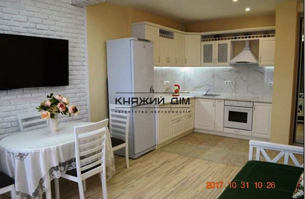 Стильна, комфортна 3-х к. кв. студія, біля ст. м. Чернігівська. № 11158511 Киев - изображение 1