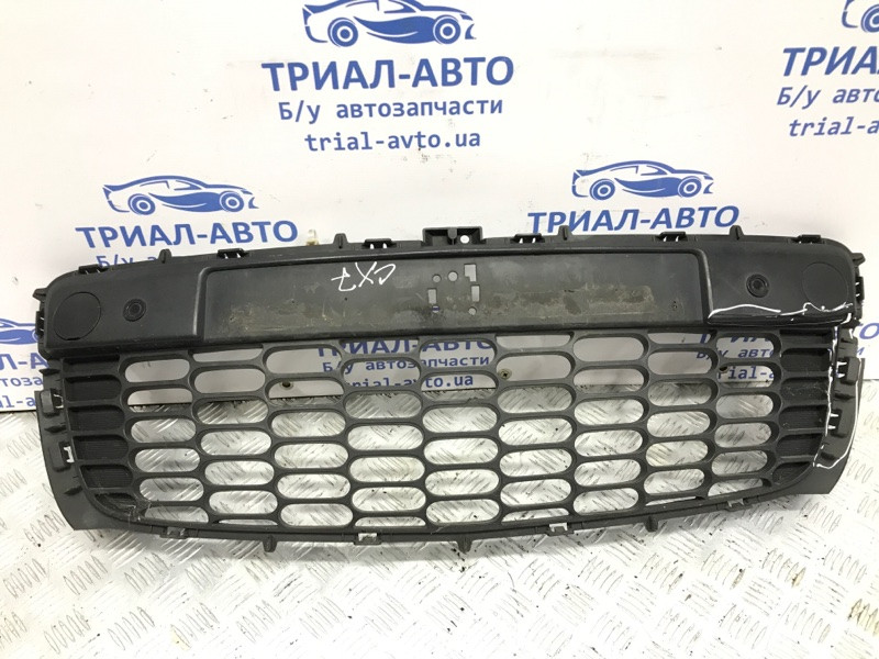 Решетка бампера центральная Mazda CX 7 ER 2.3 БЕНЗИН 	L3VDT 2006 (б/у) Київ - зображення 1