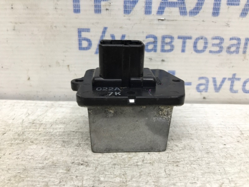 Резистор печки Mitsubishi Pajero Wagon 4 3.2 ДИЗЕЛЬ 4M41 2006 (б/у) Киев - изображение 1