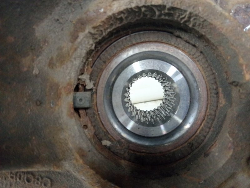 Кулак поворотный правый со ступицей Ford Kuga CBS 2.0 DIESEL 2011 (б/у) Киев - изображение 3