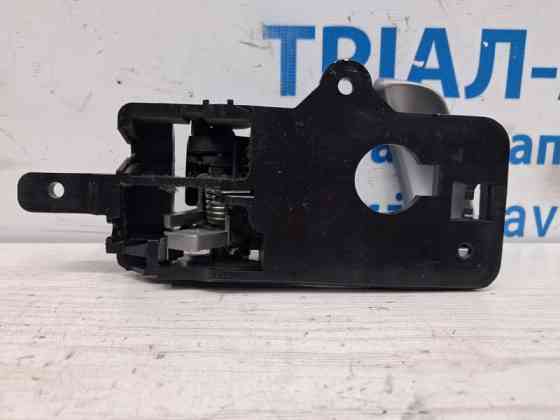 Ручка двери внутренняя левая Hyundai Santa fe 2005-2012 826112B000HZ (Арт. 70695) Киев