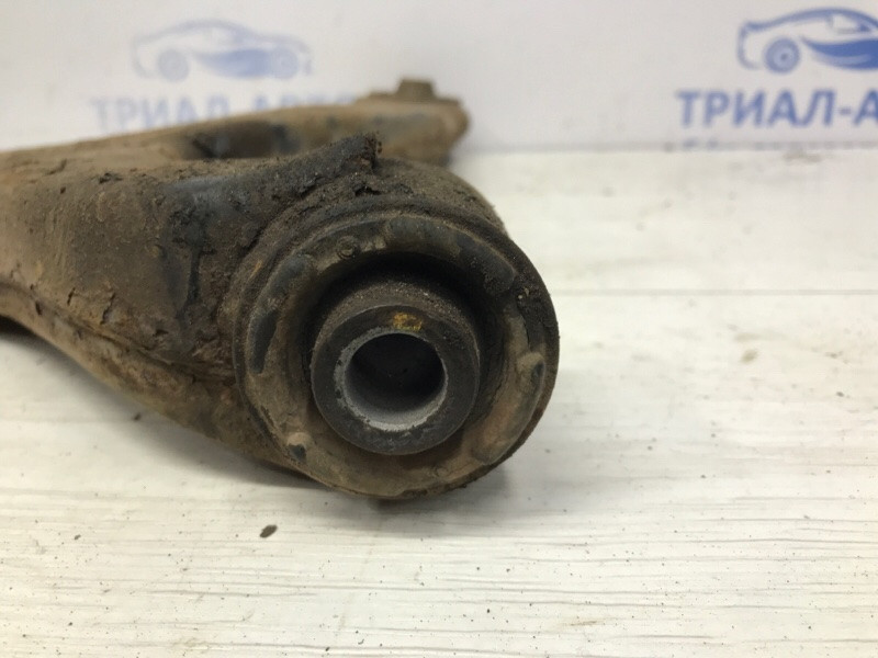 Рычаг левый Kia Sorento XM 2.2 DIESEL D4HB 2009 (б/у) Київ - зображення 4