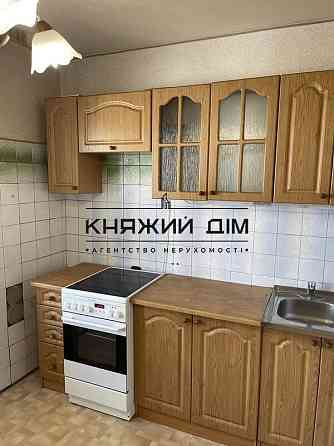 БЕЗ КОМІСІЇ Продаж 3-кімнатної квартири м. Харківська Київ