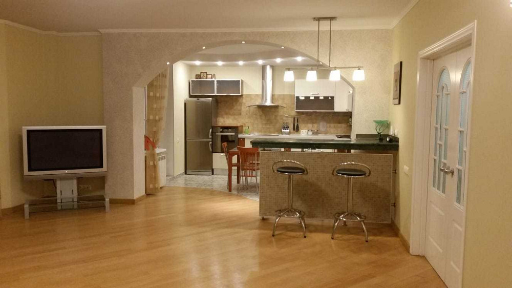 долгосрочная аренда 3-к квартира Киев, Шевченковский, 32000 грн./мес. Киев - изображение 2