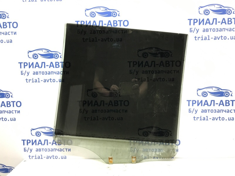 Стекло двери заднее правое Mitsubishi Pajero Wagon 4 3.2 ДИЗЕЛЬ 4M41 2006 (б/у) Киев - изображение 3