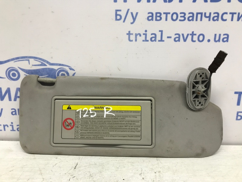 Козырек солнцезащитный правый Toyota Avensis T25 1.8 БЕНЗИН 1ZZFE 2002 (б/у) Киев - изображение 1