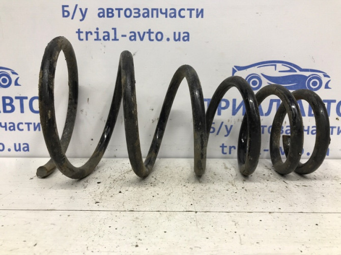 Пружина задняя Hyundai Tucson JM 2.0 DIESEL D4EA 2004 (б/у) Київ - зображення 1