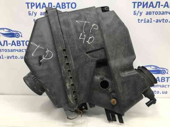 Корпус воздушного фильтра Toyota Prado J120 4.0 БЕНЗИН 2002 (б/у) Киев