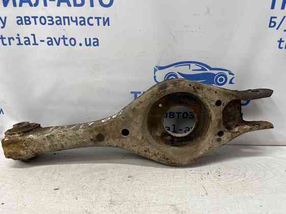 Рычаг задней подвески нижний поперечный (под пружину) Hyundai I30 2007-2012 552102H100 (Арт. 76808) Киев