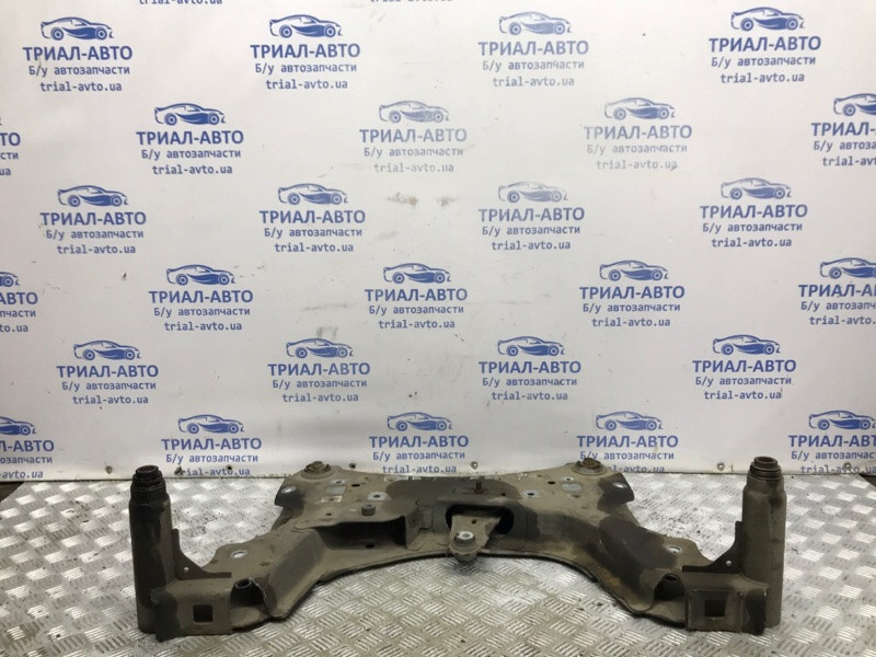 Балка передней подвески Renault Megane 3 1.5 DIESEL K9K 2009 (б/у) Київ - зображення 1