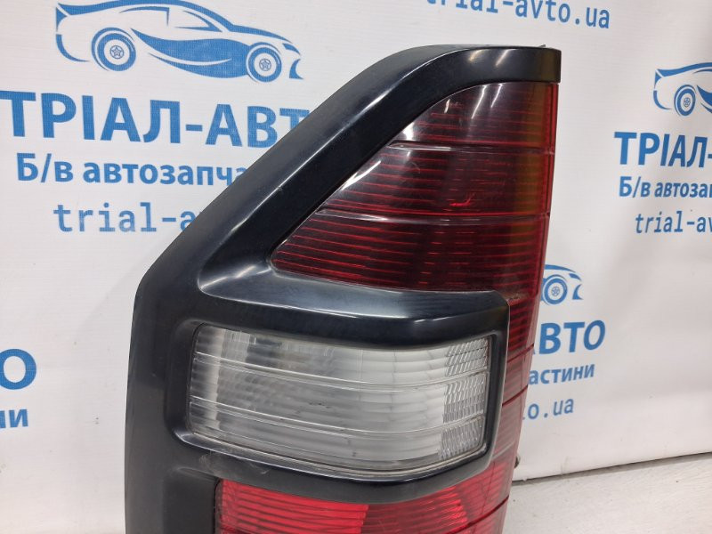 Фонарь задний внешний левый Mitsubishi Pajero Wagon 3 3.2 ДИЗЕЛЬ 4M41 1999 (б/у) Київ - зображення 2