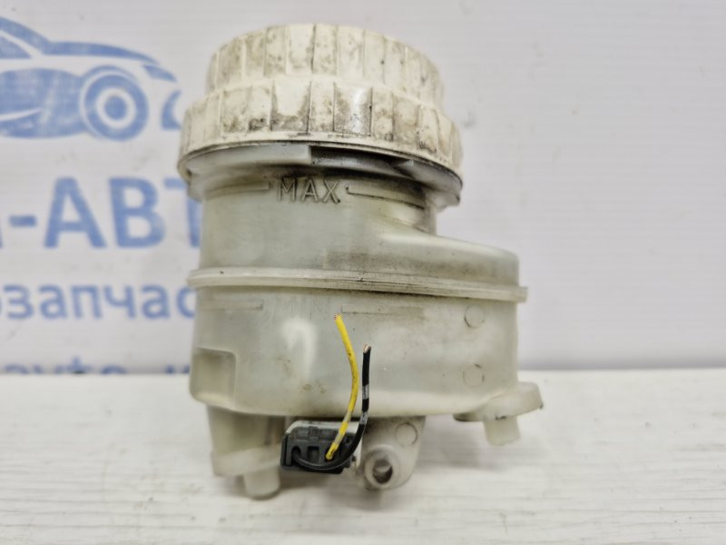 Бачок главного тормозного цилиндра Mitsubishi L200 KB 2.5 ДИЗЕЛЬ 4D56U 2006 (б/у) Київ - зображення 2