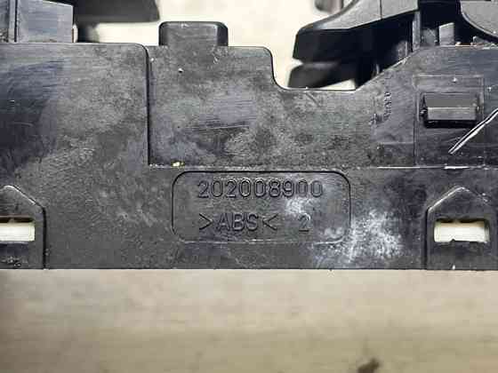 Блок управления стеклоподъемниками Kia Sorento 2009-2021 935731U101 (Арт. 74958) Киев