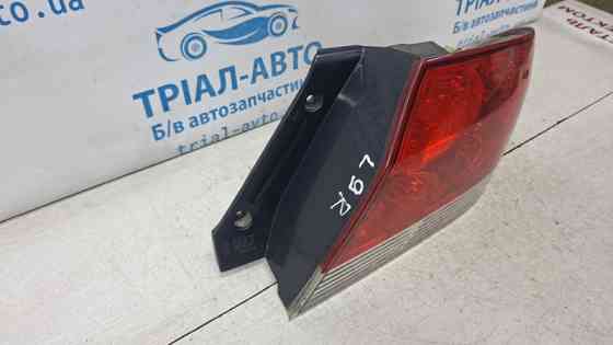 Фонарь задний внешний правый Mitsubishi Lancer 9 1.6 БЕНЗИН 4G18 2003 (б/у) Киев