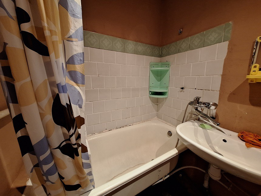 Продам 2-квм кв, в ЦЕГЛЯНОМУ будинку, ПЗР Черкаси - зображення 3