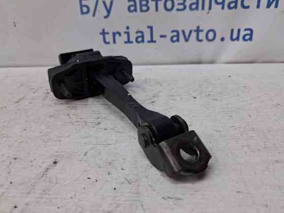 Ограничитель двери передний правый Jeep Compass 2016-2020 68242951AA (Арт. 78102) Киев