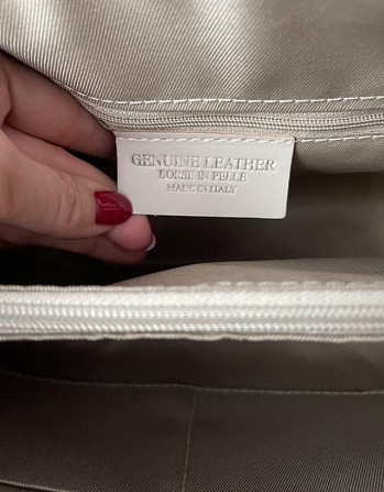 Біла сумка жіноча середня шкіряна каркасна Genuine Leather TS000056 Луцьк - зображення 5