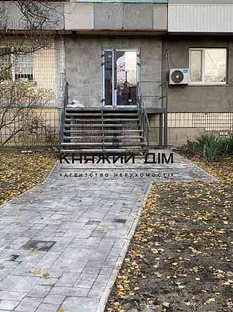 Оренда приміщення на 1 поверсі, окремий вхід з проспекту, код 1419274 Київ
