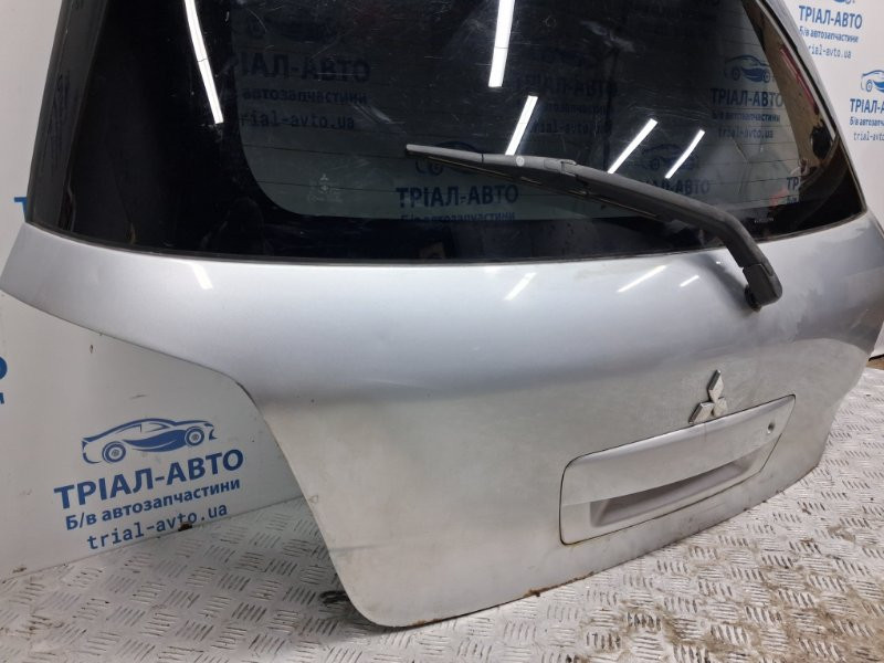 Крышка багажника Рестайлинг Mitsubishi Outlander CU 2.4 БЕНЗИН 4G69 2003 (б/у) Киев - изображение 4