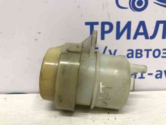 Бачок главного тормозного цилиндра Mitsubishi Outlander CU 2.4 БЕНЗИН 4G69 2003 (б/у) Киев