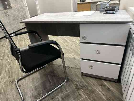 Офісні меблі Бершадь