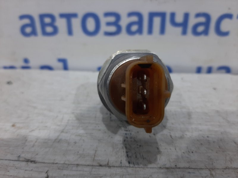 Датчик давления топлива в рейке Nissan Juke F15 1.6 TURBO MR16DDT 2010 (б/у) Київ - зображення 2