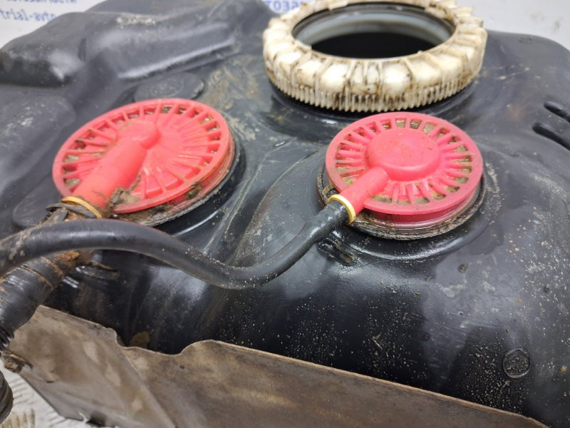 Бак топливный пластик Toyota Prado 2002-2009 770013D530 (Арт. 64518) Киев - изображение 7