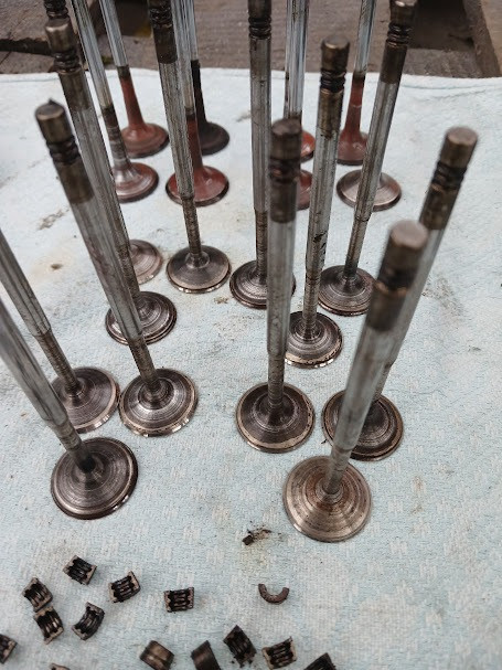 Клапан впуск, випуск, Фолькс, Ауді 1.8, 20v, оригінал, VAG 058109601C, 058109611M Вінниця - зображення 3