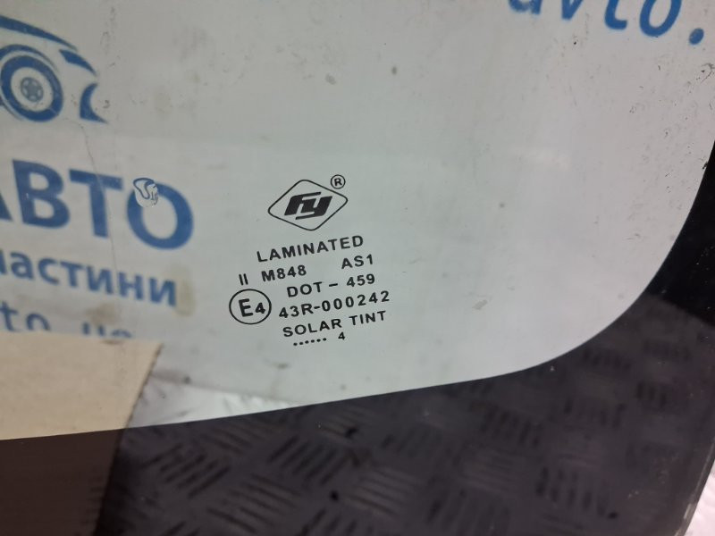 Стекло лобовое Mitsubishi L200 KB 2.5 ДИЗЕЛЬ 4D56U МКПП 2006 (б/у) Київ - зображення 4
