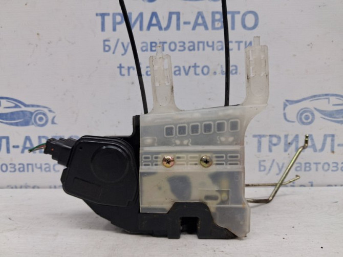 Замок двери передний правый Hyundai Tucson JM 2.0 DIESEL D4EA 2004 (б/у) Київ - зображення 3