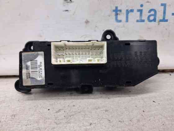 Кнопки управления Hyundai Santa fe 2012-2019 933102W220 (Арт. 69874) Київ
