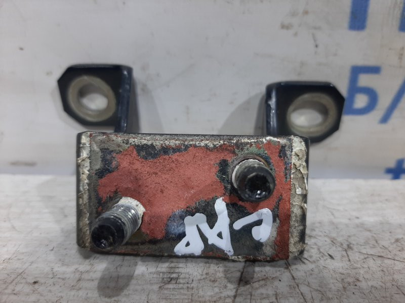 Петля крышки багажника правая Chevrolet Captiva C140 2.2 ДИЗЕЛЬ 2006 прав. (б/у) Киев - изображение 1