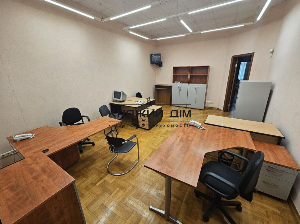 БЕЗ КОМІСІЇ !!! Продаж офісу на Чоколівці 220 кв.м. Солом'янська площа ! Код об'єкту №:23842 Київ - зображення 12
