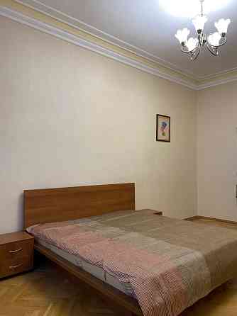 Здам 2к квартиру 53м2, пл. Українських героїв 1 (пл. Л. Толстого), Київ, Бесарабка, центр Шевченків Киев