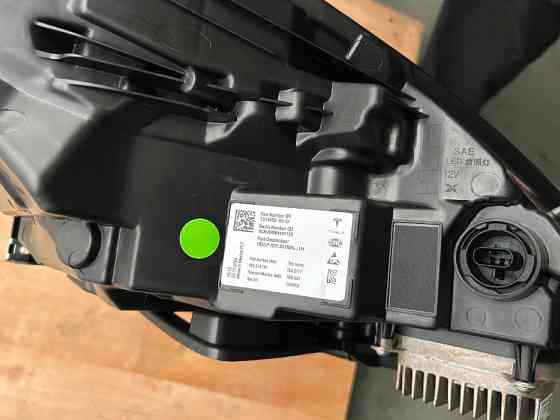 Фари Global (лінзовані) ліва та права (фара RH/LH) на Tesla MY,M3 Киев