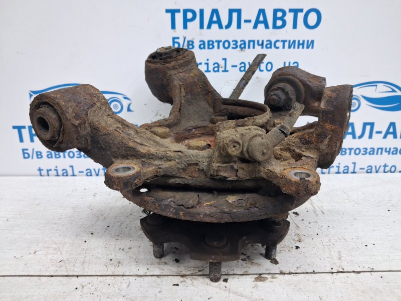 Цапфа задняя правая со ступицей Mitsubishi Pajero Wagon 3 3.2 ДИЗЕЛЬ 4M41 1999 (б/у) Київ - зображення 2