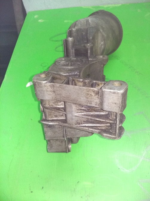 6750330700 підставка фільтра олії БМВ bmw Вінниця - зображення 5