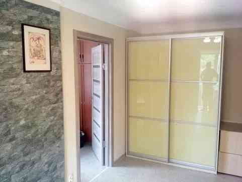 Продажа 2к. кв., пр. Науки. Можно безналичный расчет Дніпро