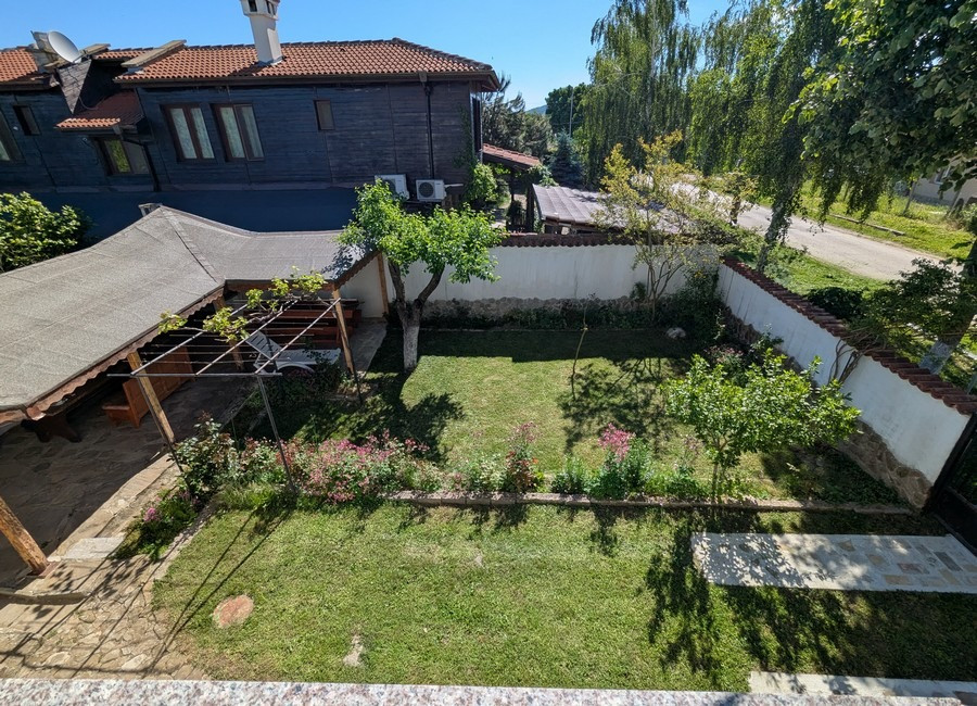 Комфортный дом с участком в 7 км от пляжа г. Обзор (Болгария) Киев - изображение 11