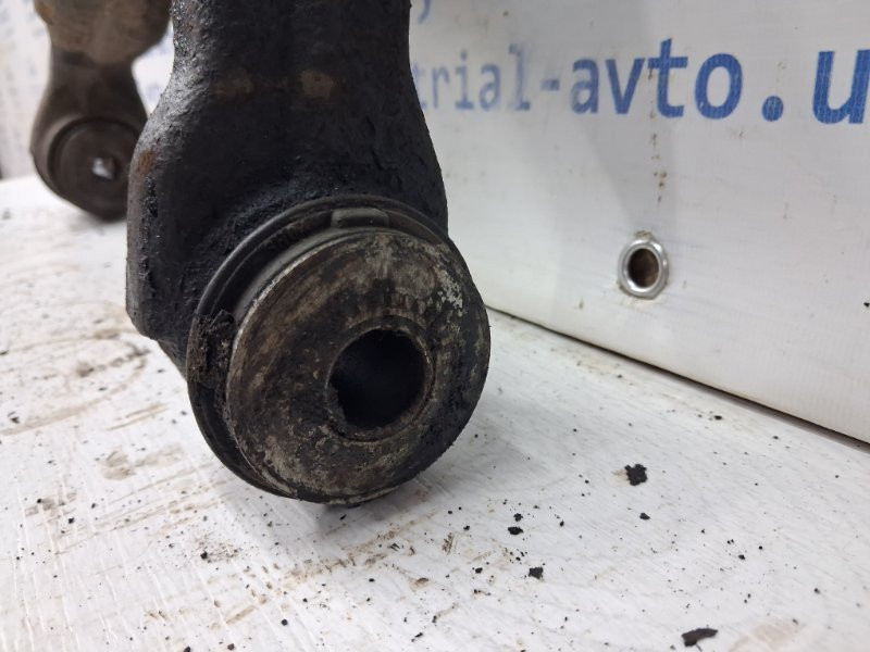 Рычаг передний нижний правый Toyota Prado J120 3.0 DIESEL 1KDFTV 2002 (б/у) Київ - зображення 3
