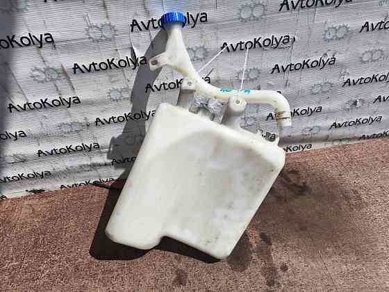 Бачок омывателя с моторчиком Nissan Note E11 2005-2012 (289109U10B) Ковель