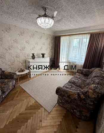 Продаж 1-кімнатної квартири по вул. Івана Виговського, метро Сирець, Нивки. Код 21147558 Київ