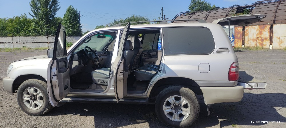 Продаж автомобілю Toyota Land Cruiser 100 Кам'янське (Дніпродзержинськ) - зображення 9