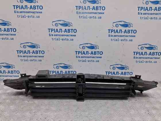 Дефлектор радиатора Jeep Cherokee KL 2.4 БЕНЗИН ED6 2013 (б/у) Киев